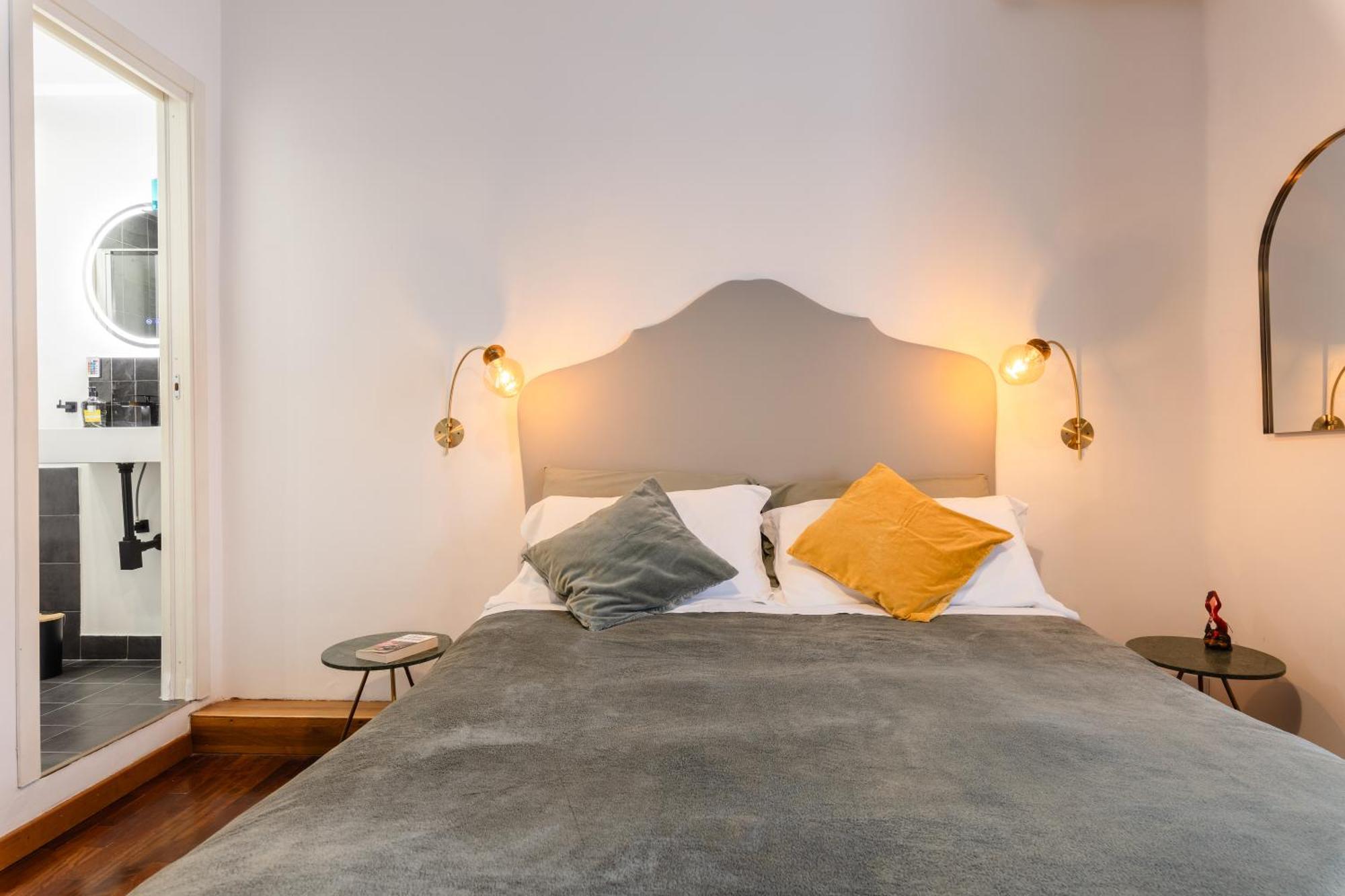 NapoliCentro Mare - Sea View Rooms&Suites Exterior foto