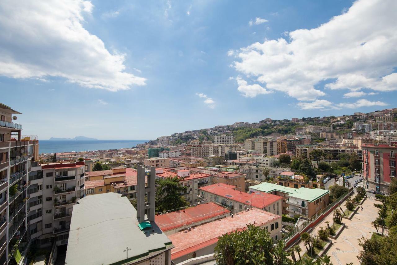 NapoliCentro Mare - Sea View Rooms&Suites Exterior foto