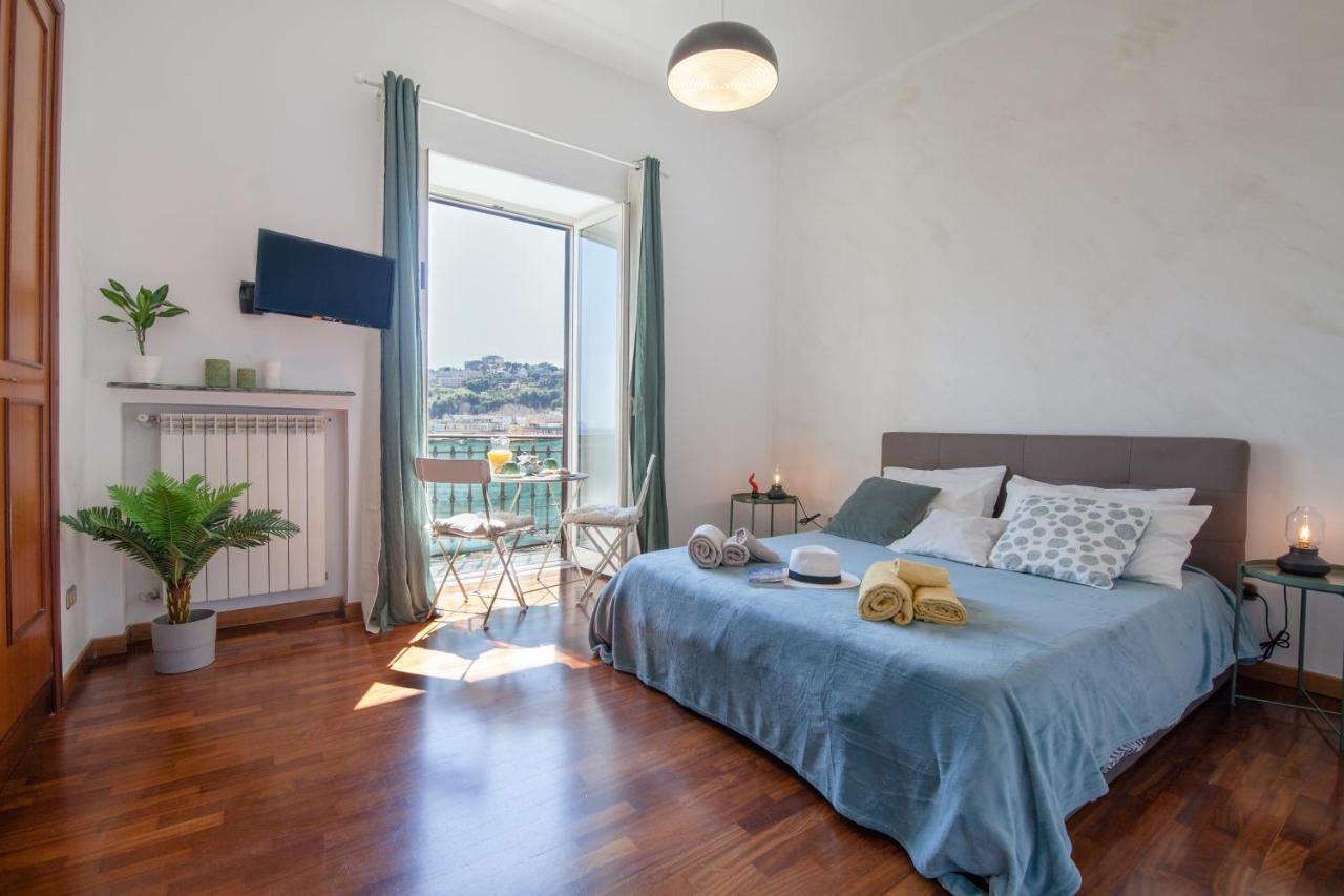 NapoliCentro Mare - Sea View Rooms&Suites Exterior foto
