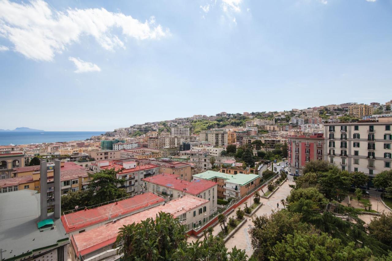 NapoliCentro Mare - Sea View Rooms&Suites Exterior foto