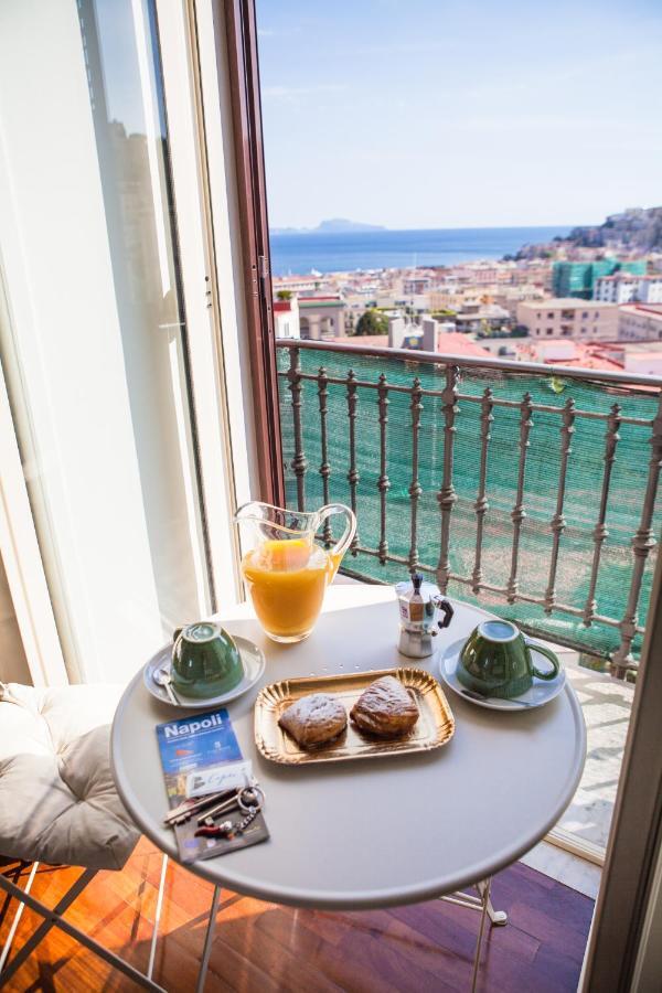 NapoliCentro Mare - Sea View Rooms&Suites Exterior foto